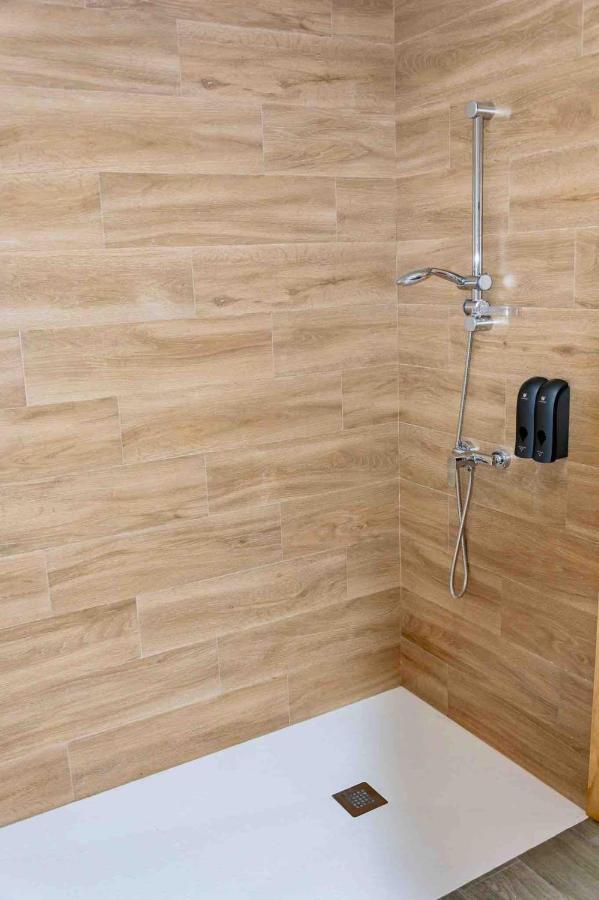 Apartamentos El Mirador De La Janda Беналуп Касас Виехас Екстериор снимка