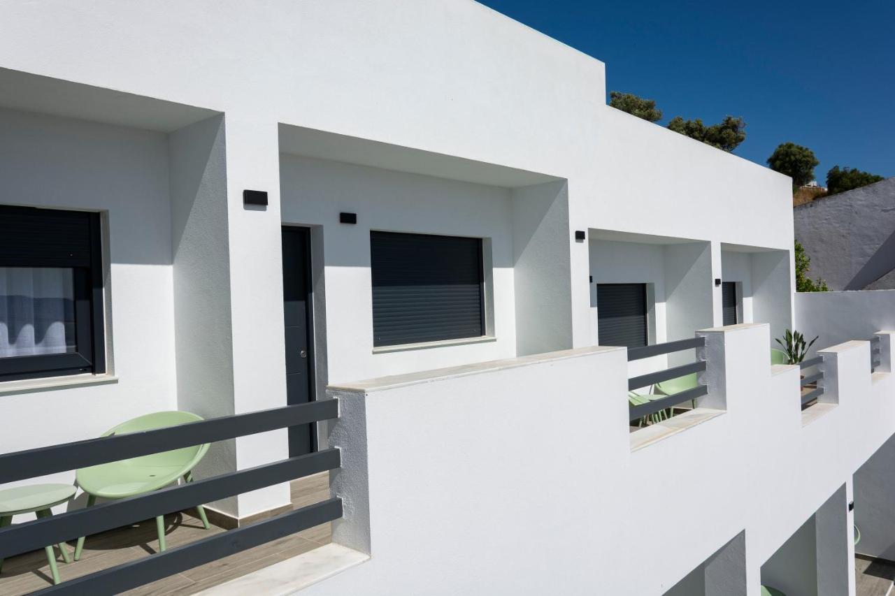 Apartamentos El Mirador De La Janda Беналуп Касас Виехас Екстериор снимка