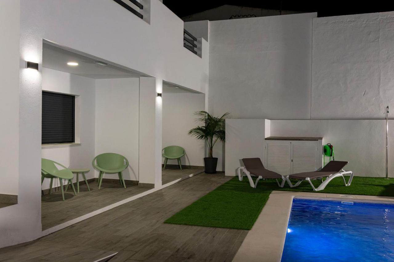 Apartamentos El Mirador De La Janda Беналуп Касас Виехас Екстериор снимка