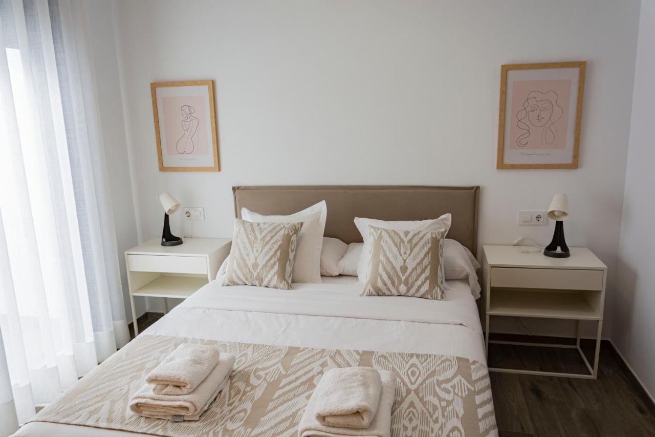 Apartamentos El Mirador De La Janda Беналуп Касас Виехас Екстериор снимка